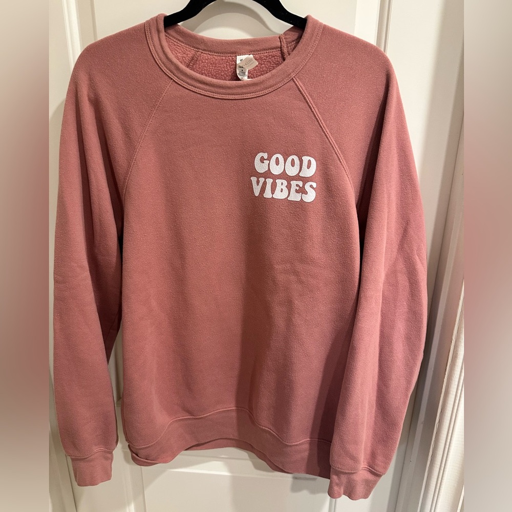 Bella Canvas Women’s Crewneck Good Vibes Sweatshirt in Dusty Rose size medium - Picture 1 of 3